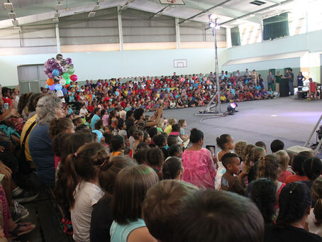 Cirque de Samoa, les enfants ravis !