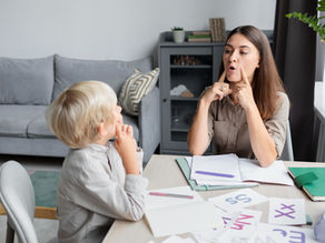 Marcos do desenvolvimento da fala: o que esperar em cada idade 