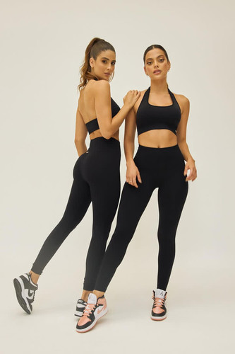 Set negro Top | Rea Wellness Center