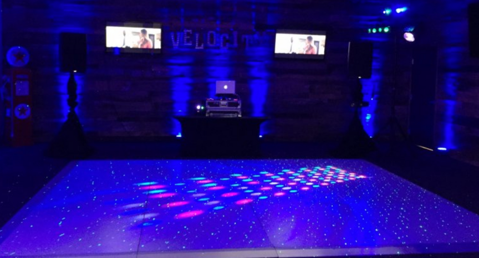 White Dance floor in Scottsdale