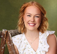 Lottie Warburton Headshot.jpg