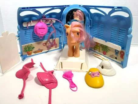 Pretty Parlor Play Set