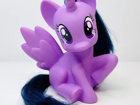 Twilight Sparkle UK Exclusive Styling Pony