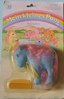 German 2nd Edition Bow Tie -- Source: Ponylande