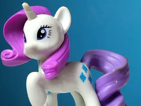 Rarity - Maxi Kinder Egg Figure