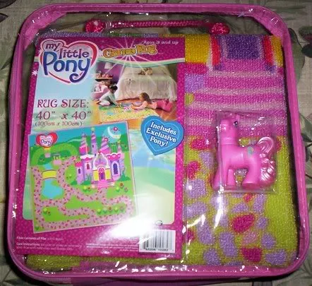 Rug in package; just includes pinkie pie figure
