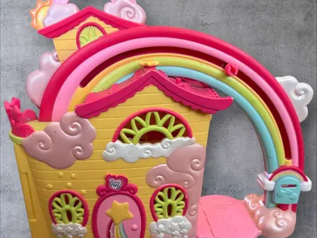 Ponyville - Rainbow Dash's Rainbow House