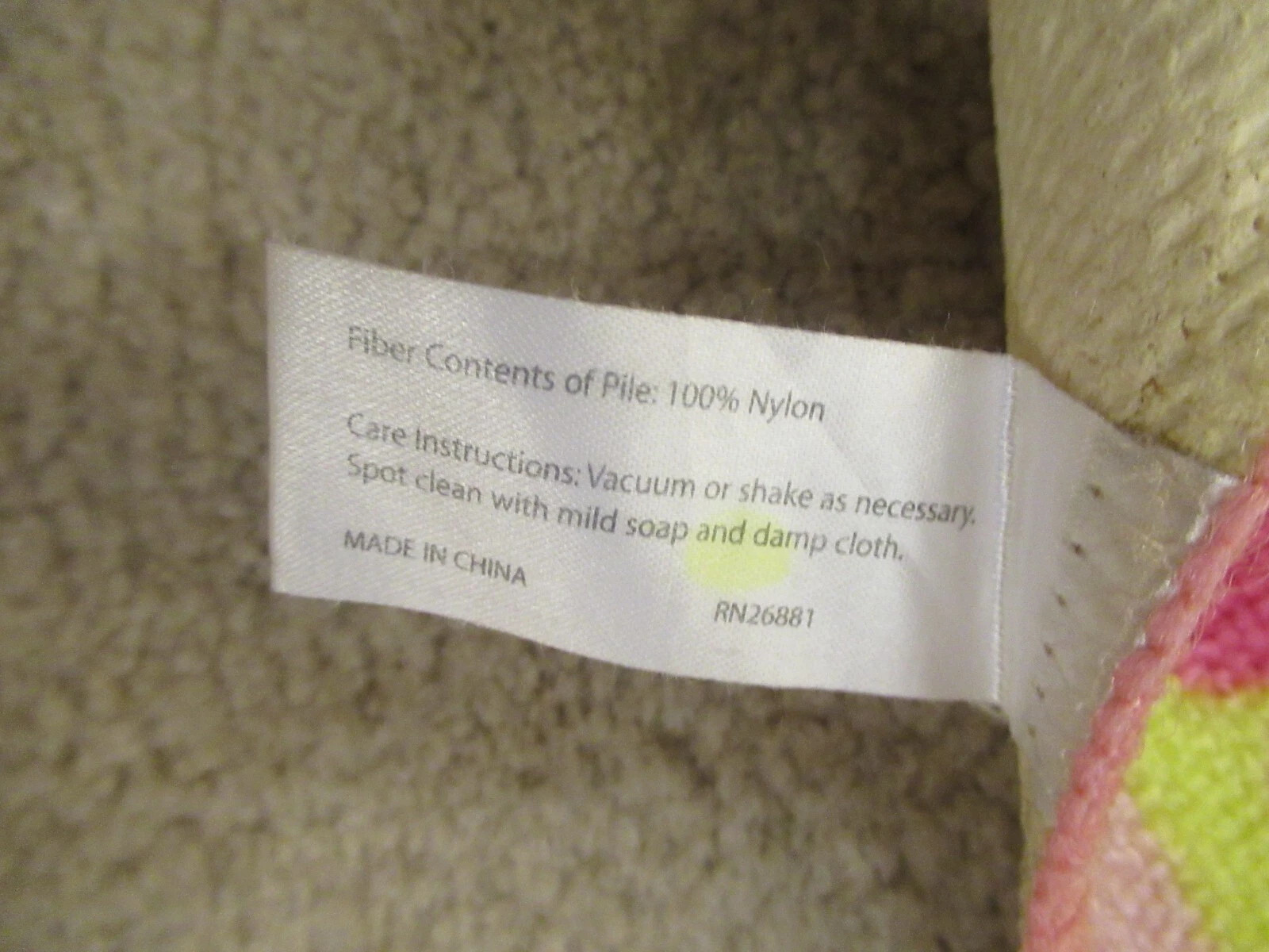 The tag for the play rug