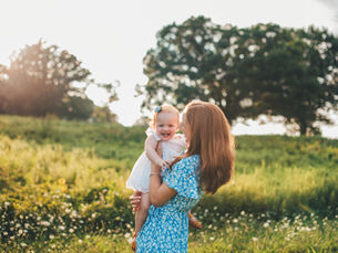 Preparing for Your Family Photo Session: What to Pack in Your Bag!