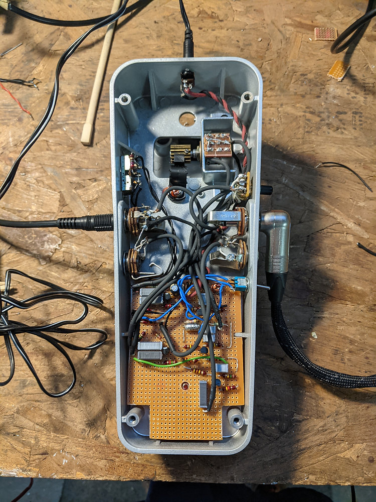 Custom made mixer pedal for bass guitar