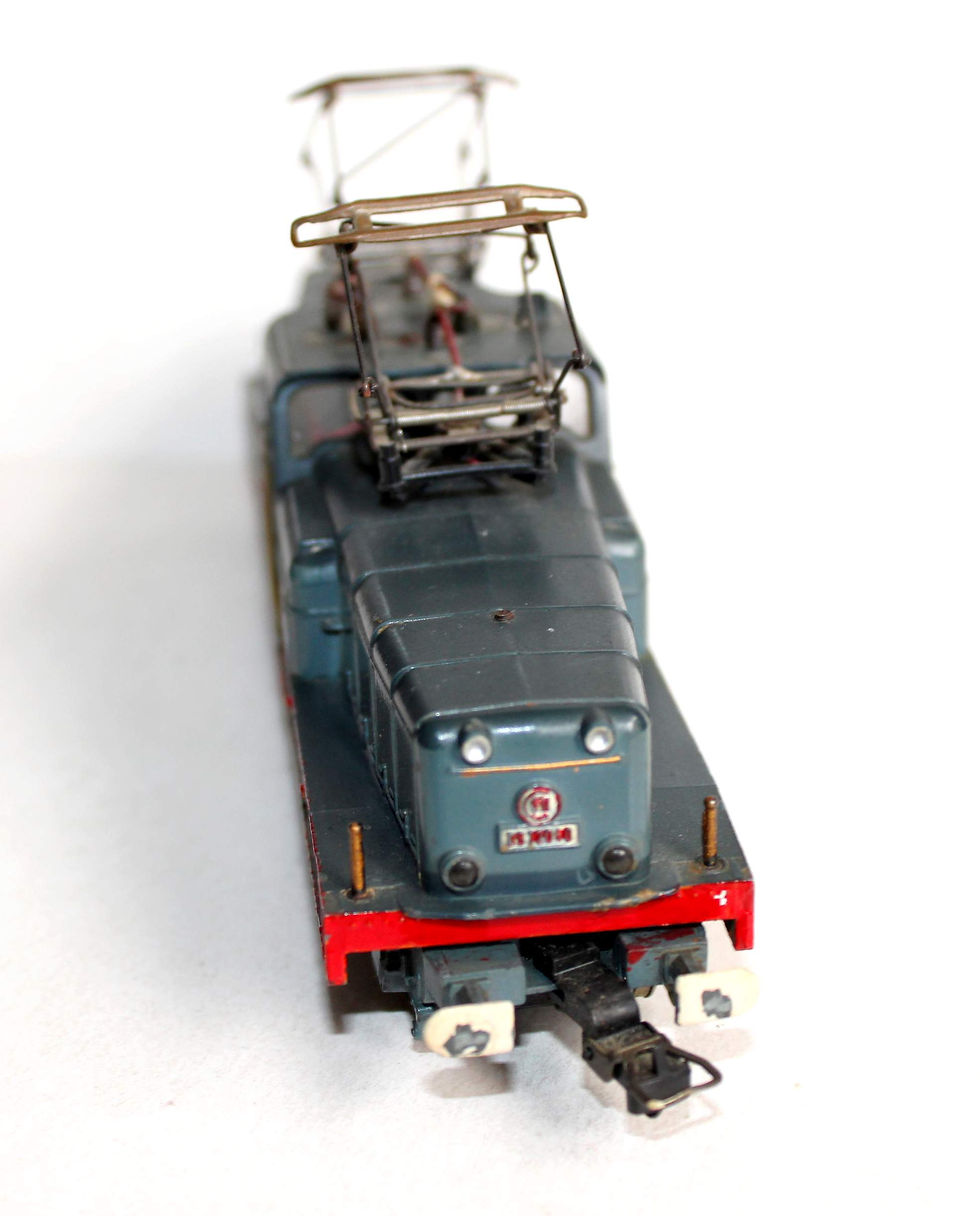 Miniatura: FLEISCHMANN HO 1331 LOCOMOTIVE MOTRICE ELECTRIQUE CROCODILE SNCF BB 12040 FEU OK