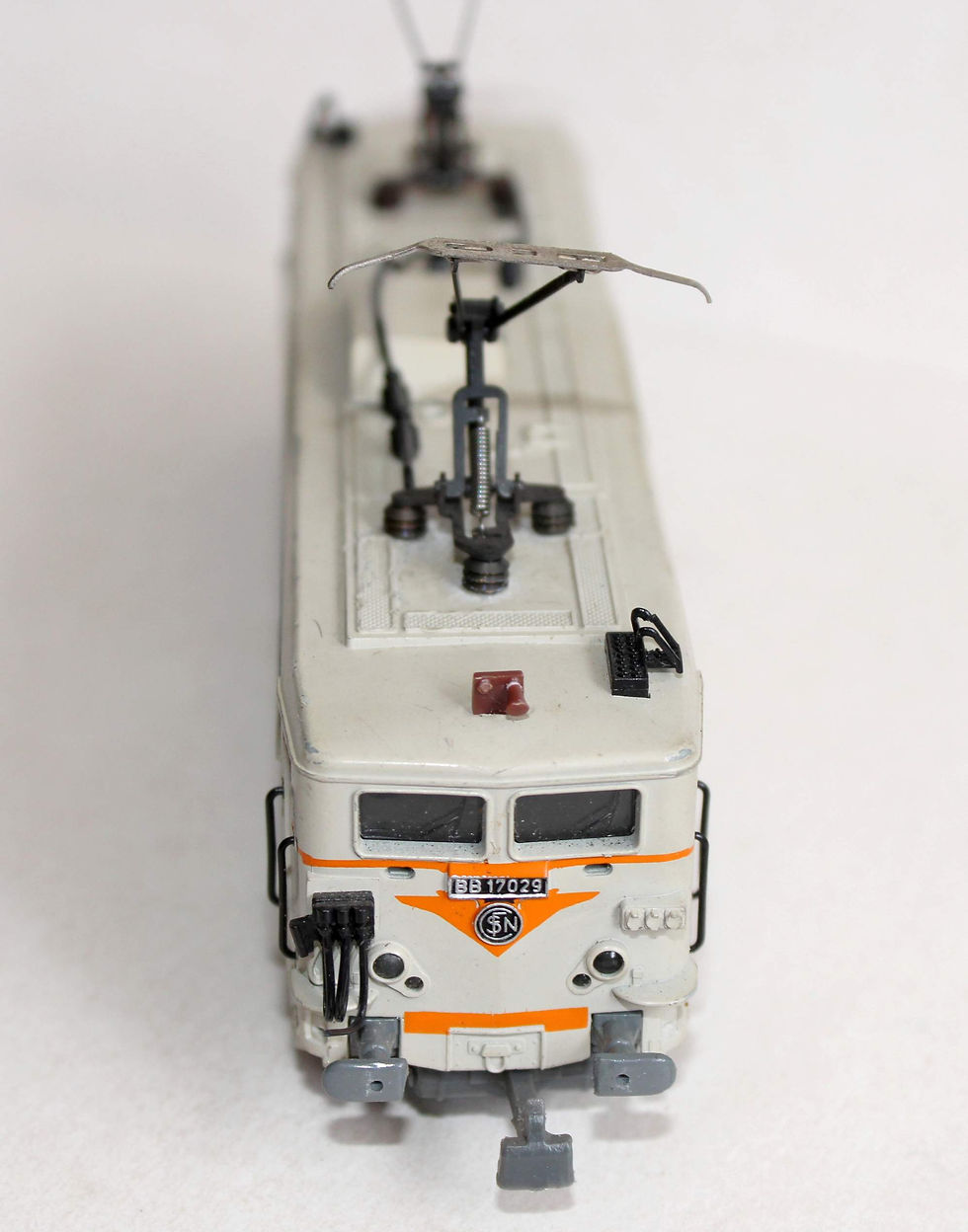 Miniaturebillede: JOUEF HO 8354 LOCOMOTIVE MOTRICE ELECTRIQUE SNCF BB 17029 MOTEUR 5P + LUMIERE OK