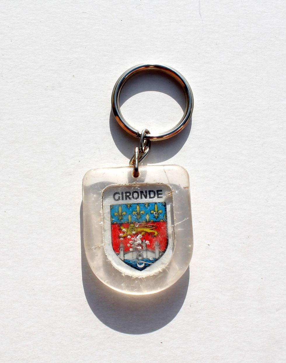 ANCIEN PORTE CLÉ / CLEF - GIRONDE - SCOTCH BORDEAUX 33 - 4x3cm VINTAGE KEYCHAIN
