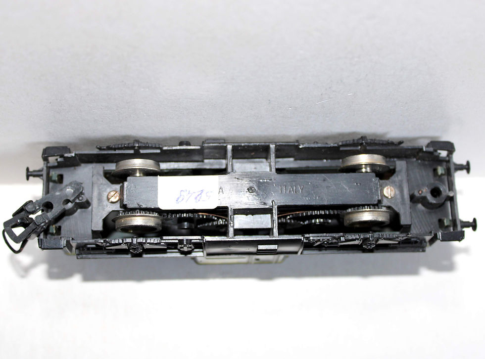 Miniaturebillede: LIMA HO LOCOTRACTEUR, LOCOMOTIVE DIESEL DE MANOEUVRE SNCF 040 DE 532, MOTEUR OK