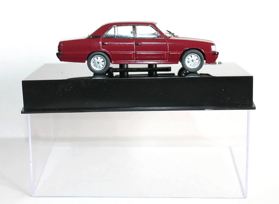 Miniatura: CHEVROLET OPALA DIPLOMATA COLLECTORS 1992, MINIATURE 1/43 VOITURE AUTOMOBILE