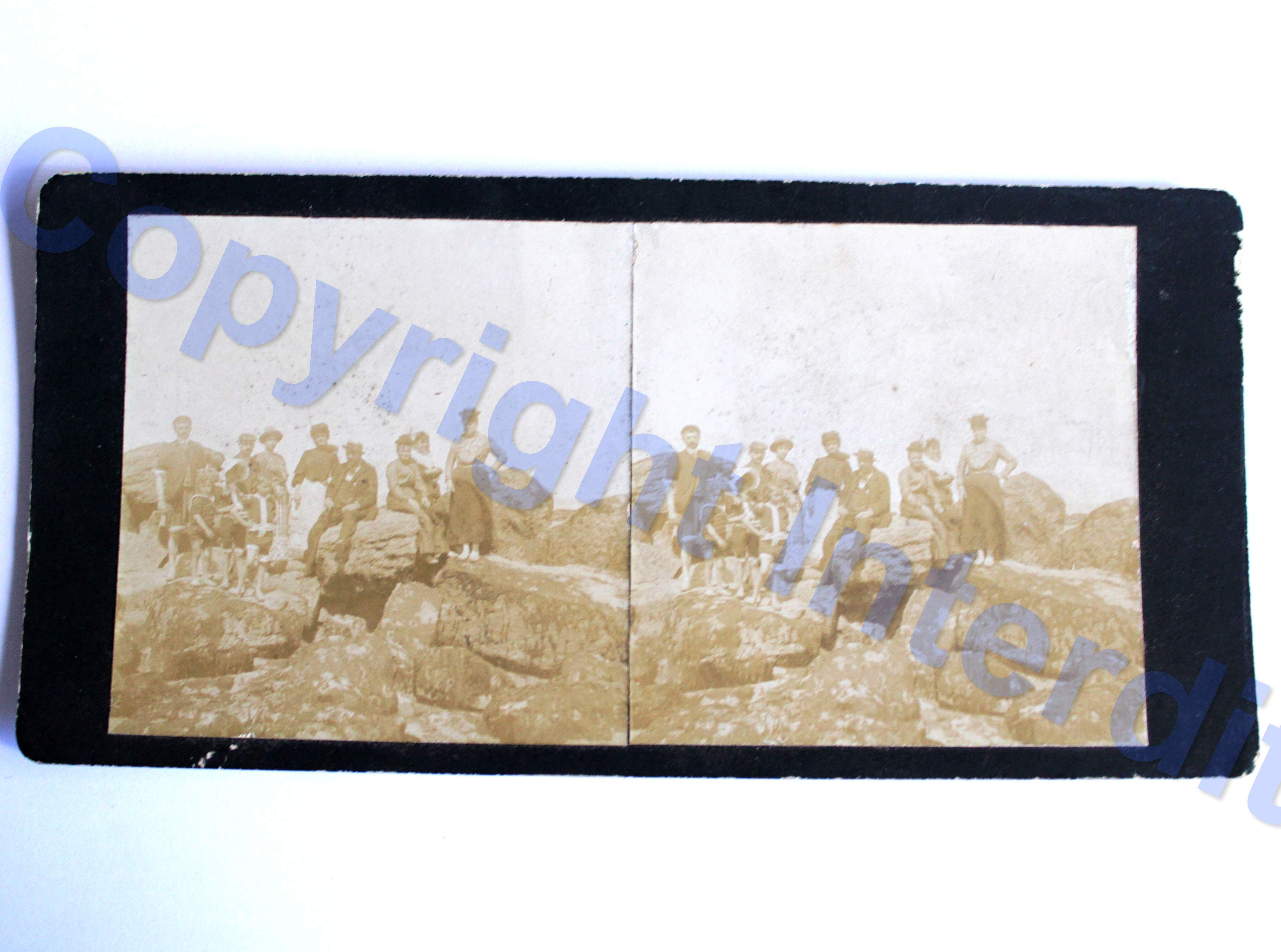 ANCIENNE PHOTO VUE STEREO ALBUMINE PORTRAIT FAMILLE CAP GRIS NEZ ROCHER FIN XIXe