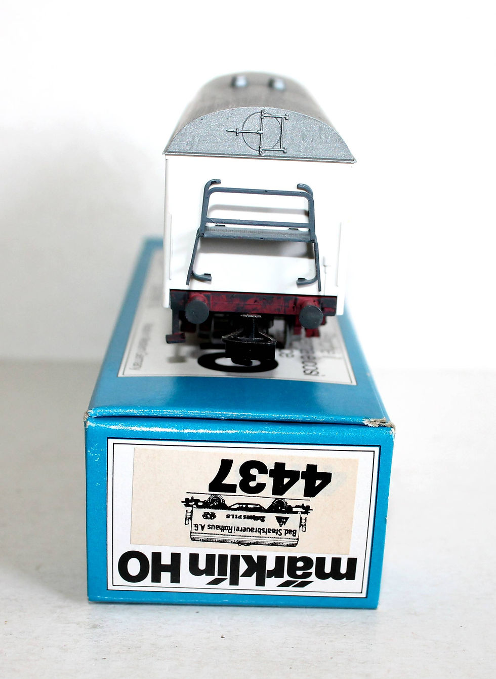Миниатюра: MARKLIN HO N°4437 WAGON FRIGORIFIQUE ROTHAUS PILS BIERE STAATSBRAUEREI MINIATURE
