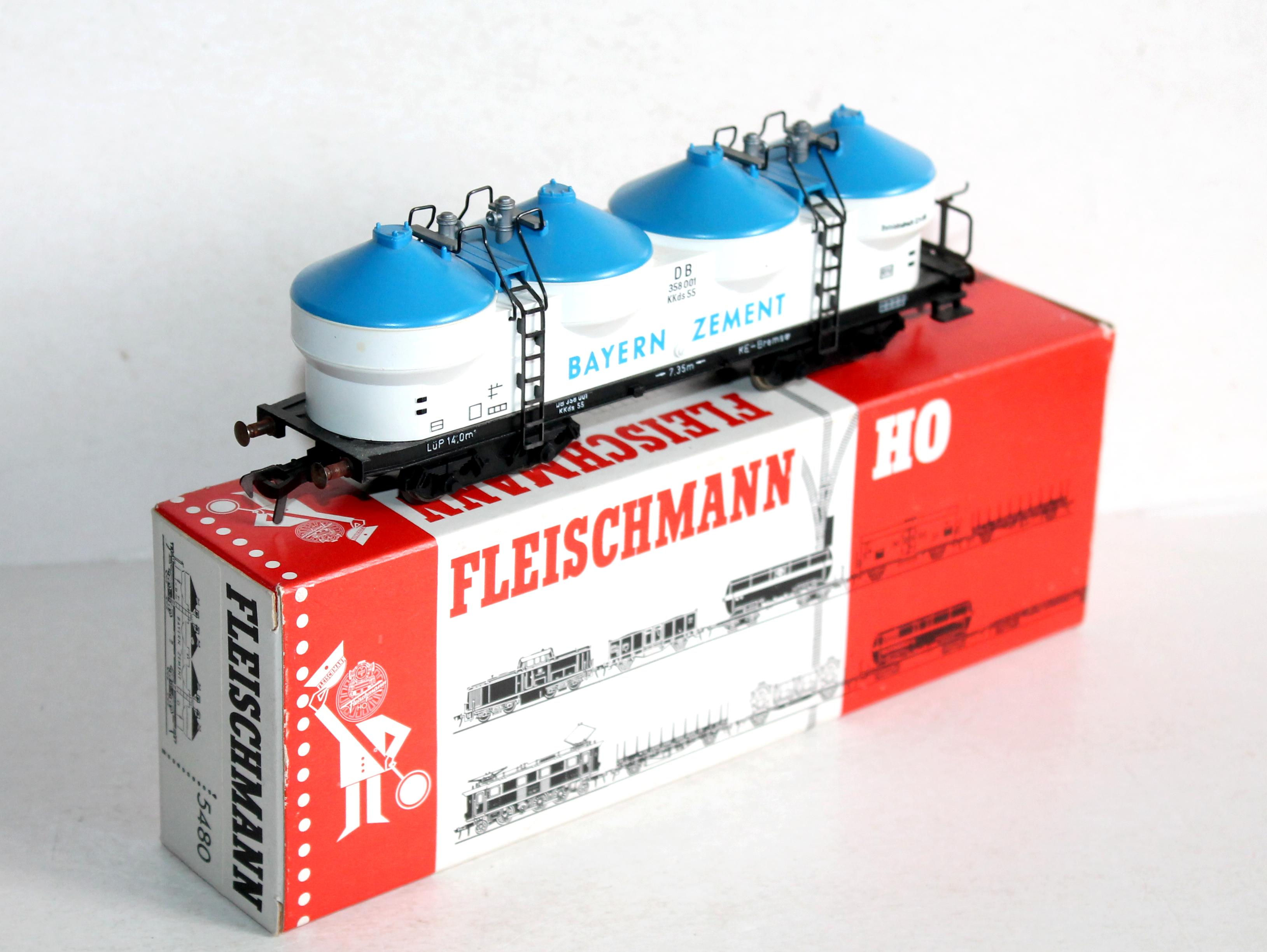 FLEISCHMANN HO 5480 WAGON SILOS BAYERN ZEMENT, TRANSPORT DE CIMENT, DB 358 001