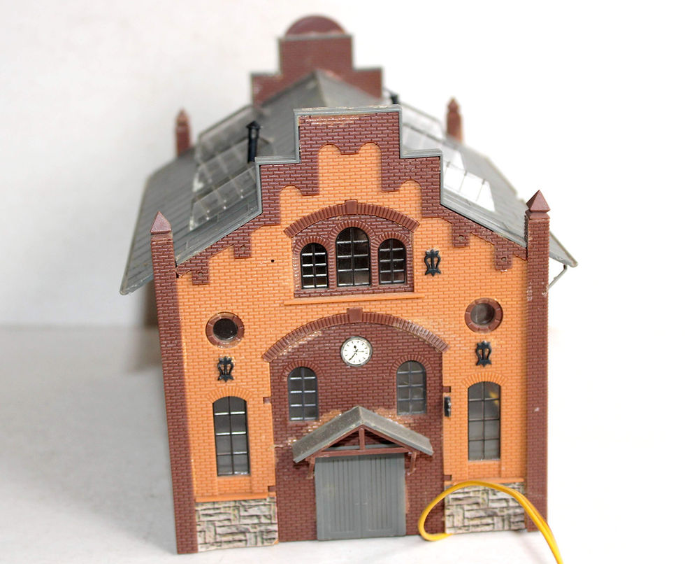 Миниатюра: FALLER HO MAQUETTE HALL DE GARE STATION, HANGAR ENTREPOT FERROVIAIRE DECOR TRAIN