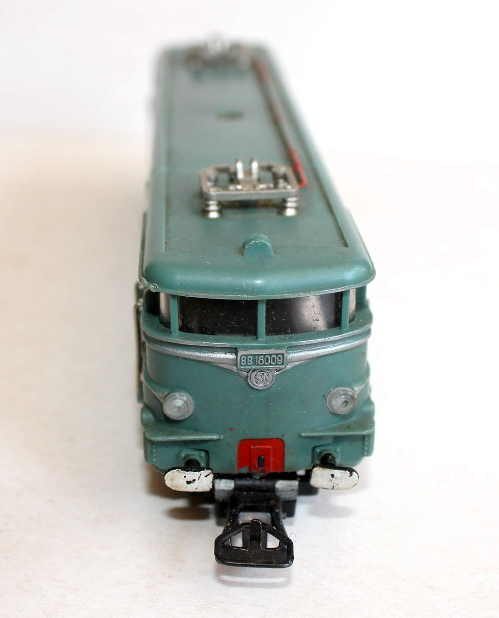 Miniatyrbild: HORNBY HO 6380 LOCOMOTIVE MOTRICE ELECTRIQUE SNCF BB 16009 MOTEUR + ECLAIRAGE OK