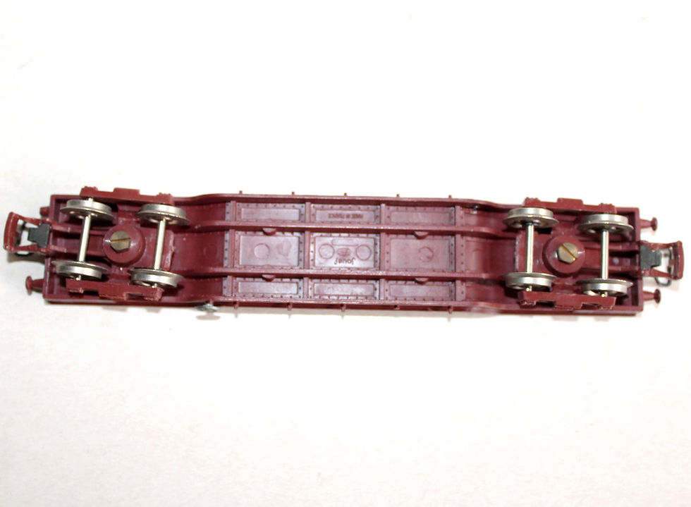 섬네일: JOUEF HO 6582 B WAGON PLATEFORME SURBAISSE TRANSPORT VEHICULE ENGIN MACHINE SNCF