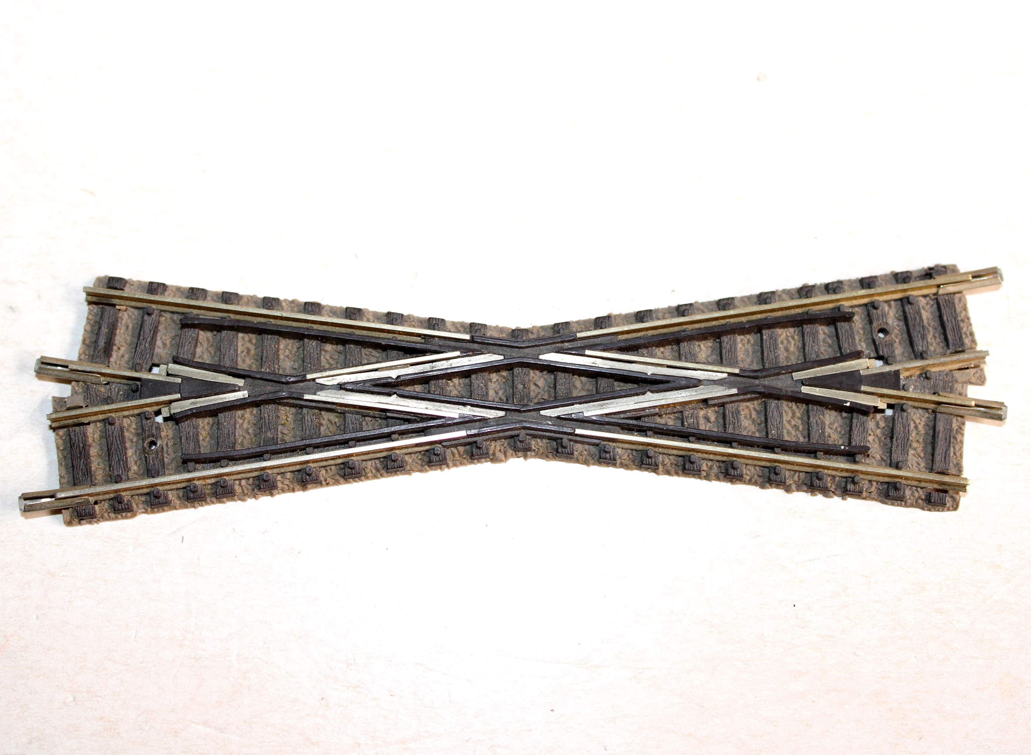 FLEISCHMANN PICCOLO N, 1/160, 9162 RAIL DE CROISEMENT 15° L, AVEC BALLAST, TRAIN