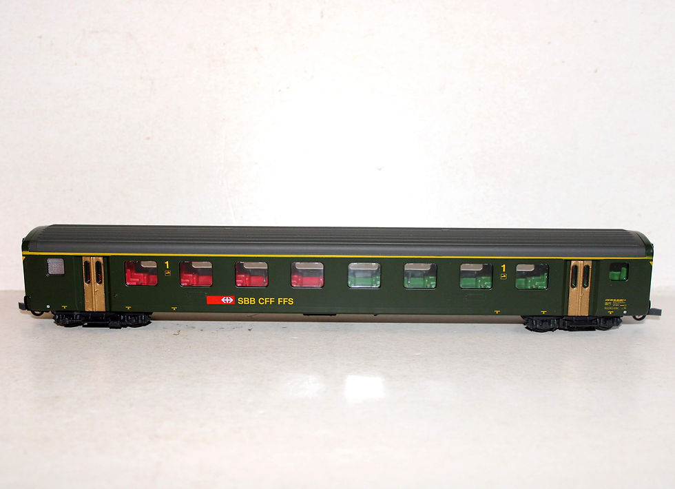 Indexkép: ROCO 1/87 HO 44329 VOITURE VOYAGEUR SUISSE, 1e CLASSE SBB CFF FFS, WAGON AMENAGÉ