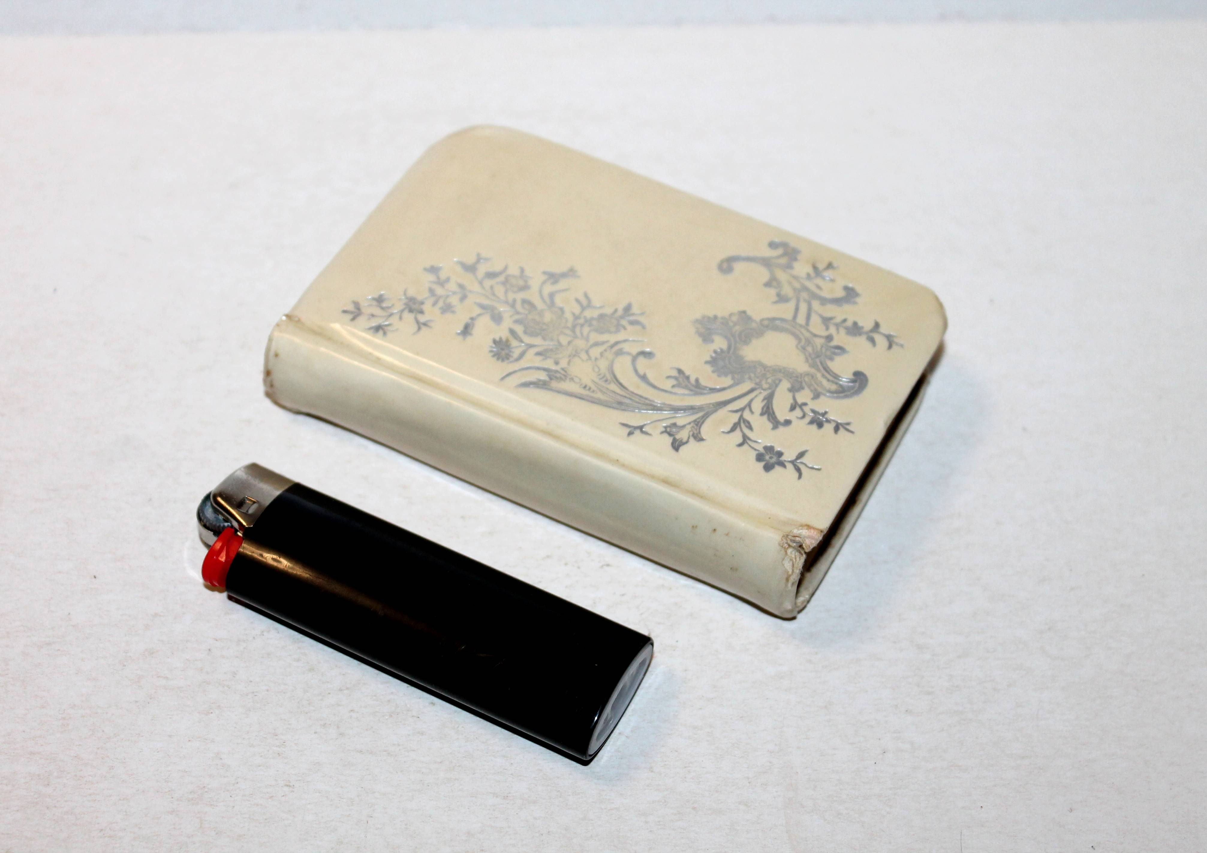 PAROISSIEN ROMAIN, PRIERE MESSE VEPRE EVANGILE MARIAGE ENTERREMENT RARE BAKELITE