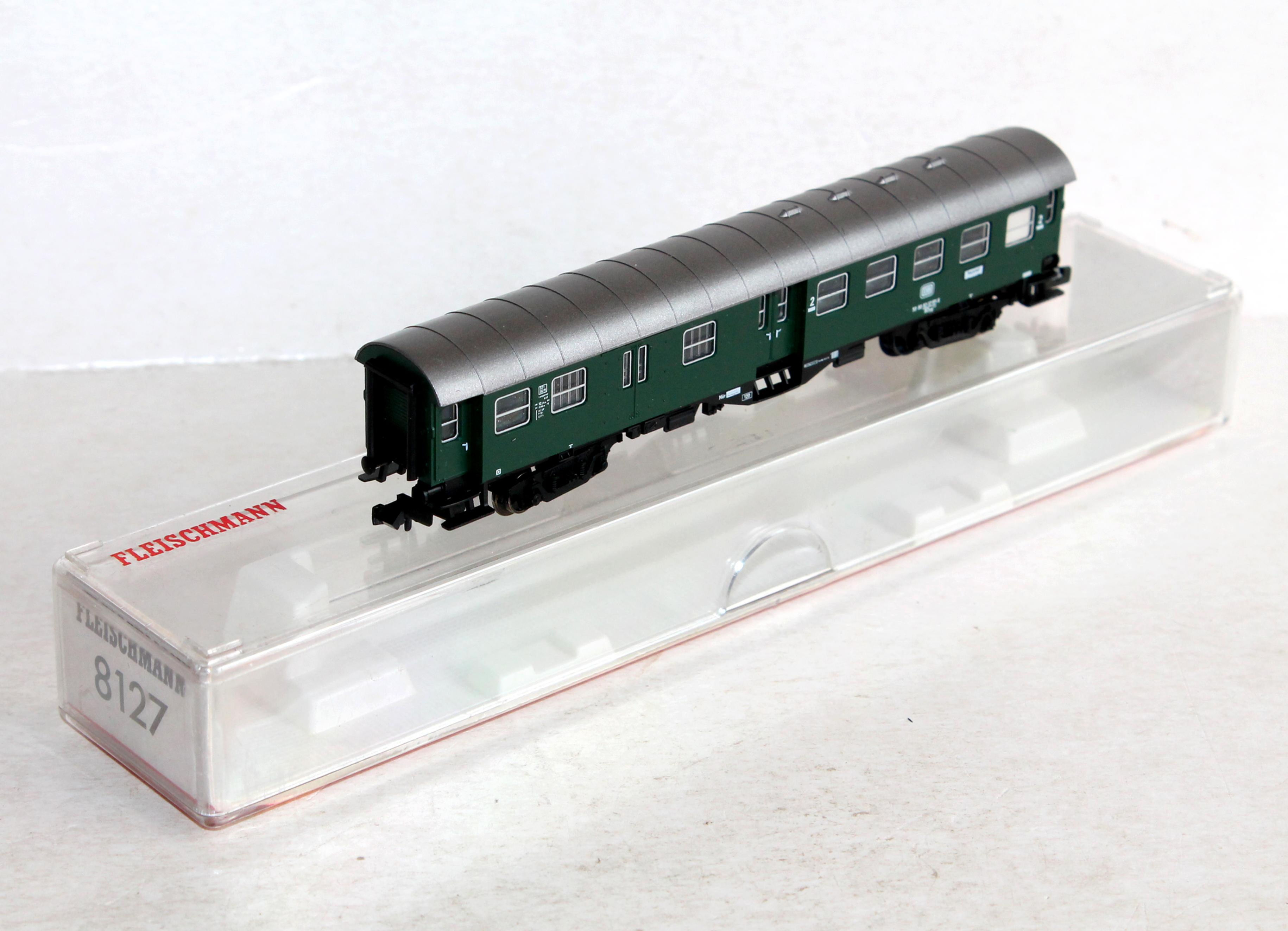 FLEISCHMANN PICCOLO N 1/160e 8127 VOITURE VOYAGEUR TOURISME 2e CLASSE DB AMENAGÉ