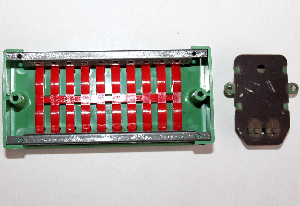 Miniatura: FLEISCHMANN HO + N 508 PLAQUE DISTRIBUTION DERIVATION + 519 REDRESSEUR COURANT