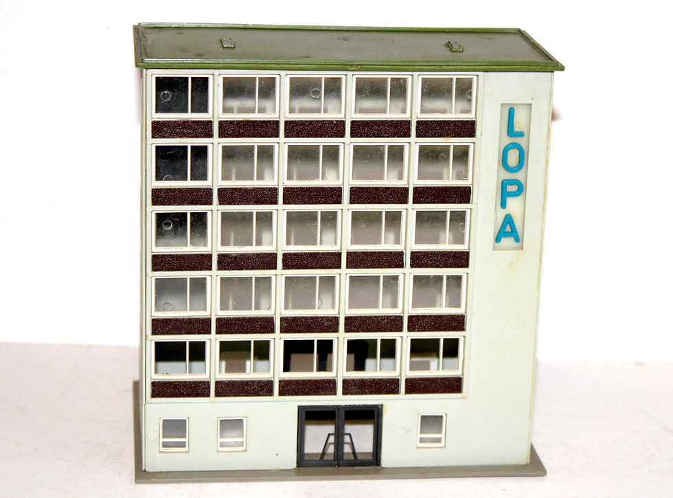 Thumbnail: POLA HO B660 MAQUETTE IMMEUBLE BUREAU, BATIMENT ADMINISTRATIF QUARTIER D'AFFAIRE