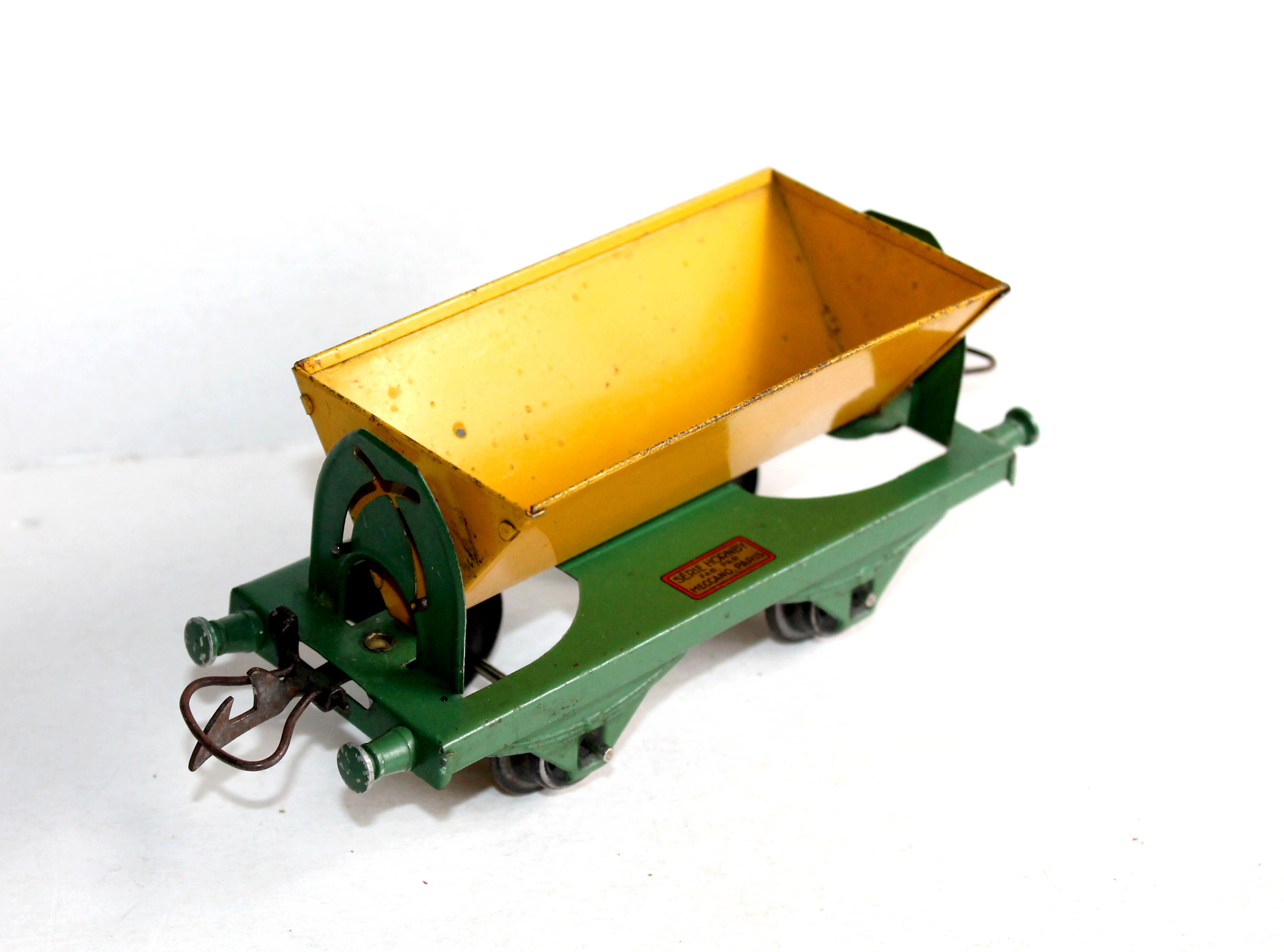 HORNBY O / 0, 1/48 WAGON TOMBEREAU A BENNE BASCULANTE, SNCF, TRANSPORT MINERAIS