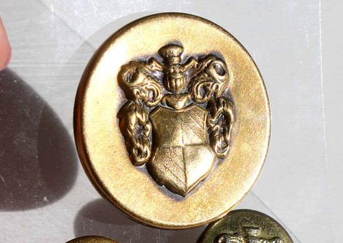 Lot De Boutons Blason Armoiries écusson En Métal Doré - Occasion, Forme Ronde