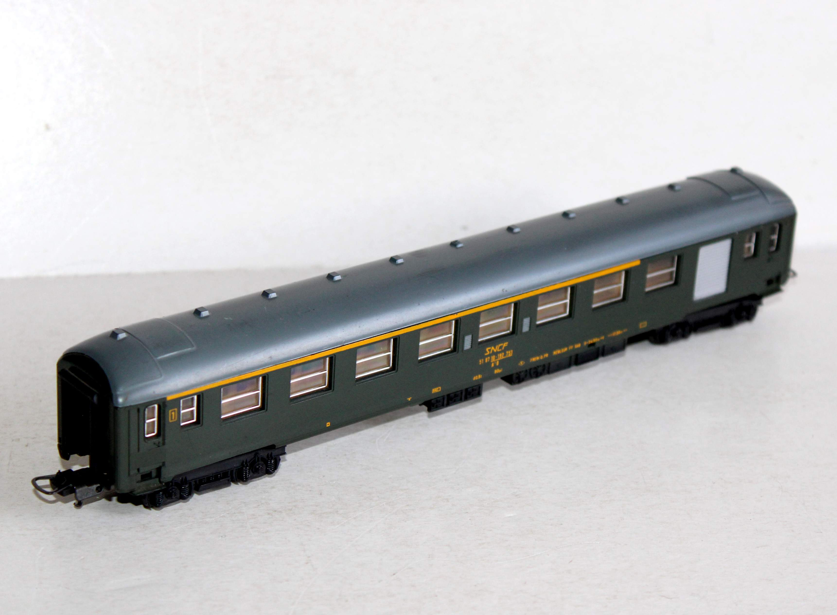 LIMA HO 309306 VOITURE MIXTE VOYAGEUR 1e Cl / FOURGON WAGON BAGAGE, SNCF AMENAGÉ
