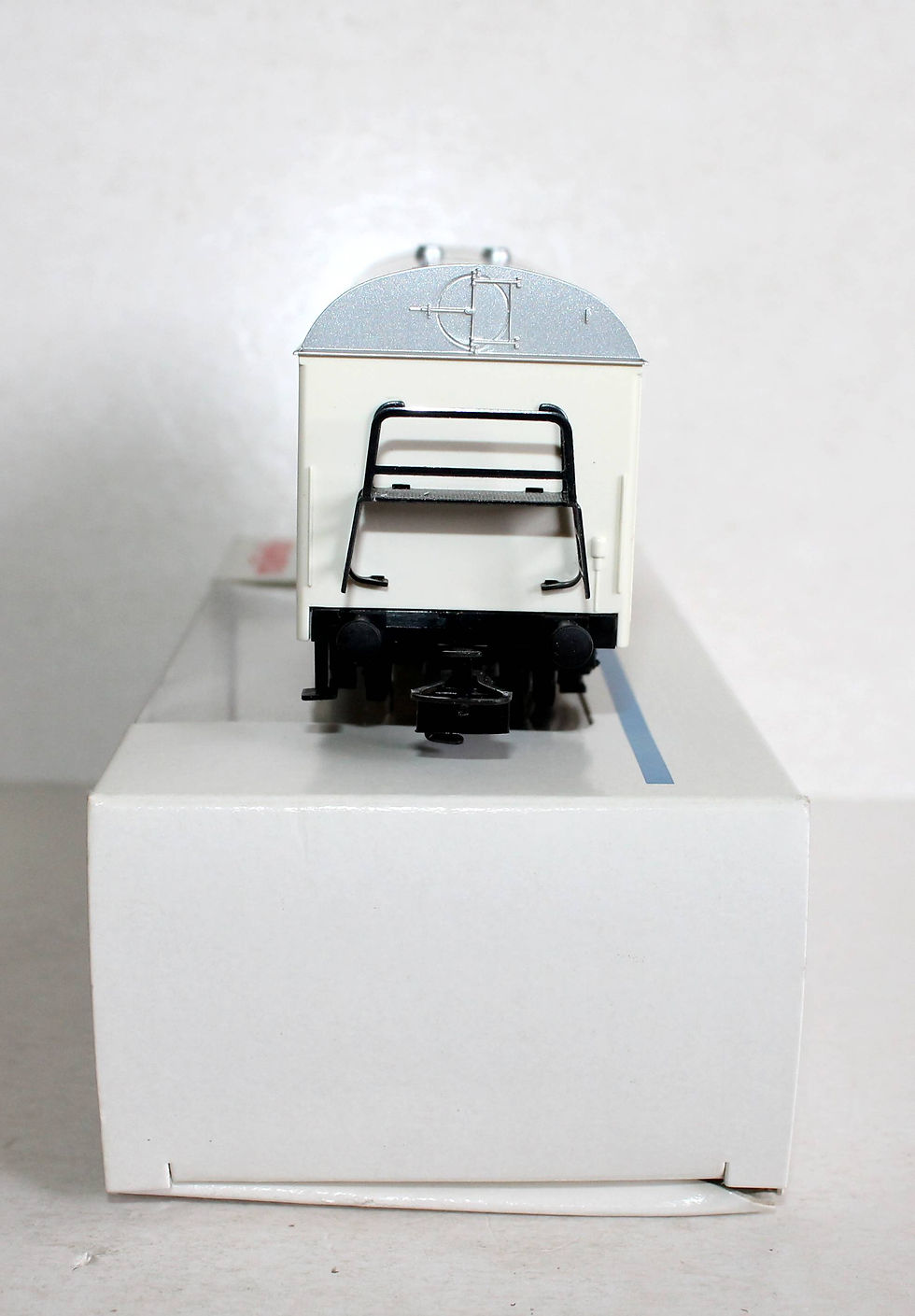 Миниатюра: WAGON FRIGORIFIQUE MARCHANDISE PROMOTIONNEL CLUB MARKLIN 1998 MINIATURE TRAIN HO