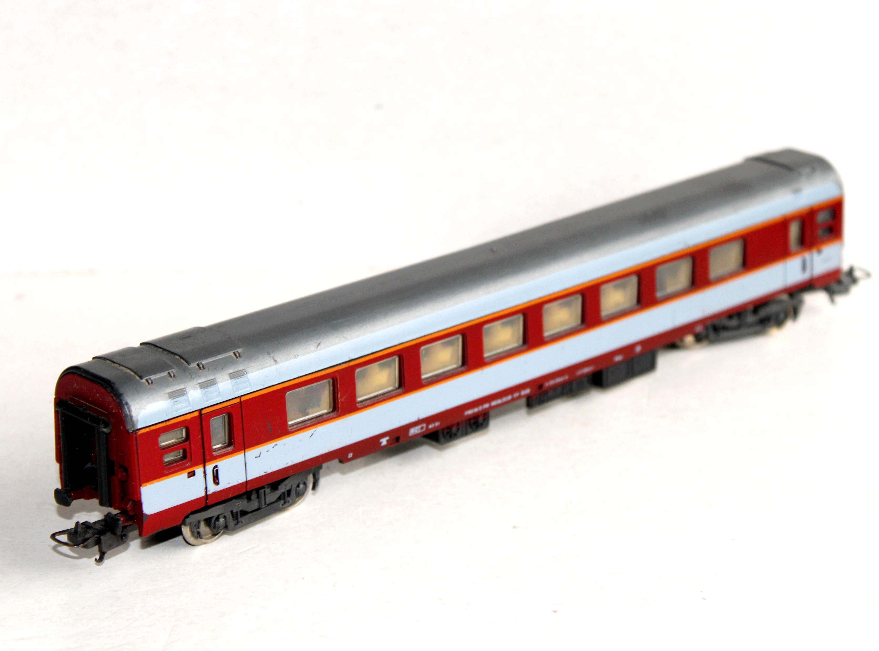 LIMA HO 309129, 9129 VOITURE VOYAGEUR GRAND CONFORT 1e CLASSE SNCF WAGON AMENAGÉ