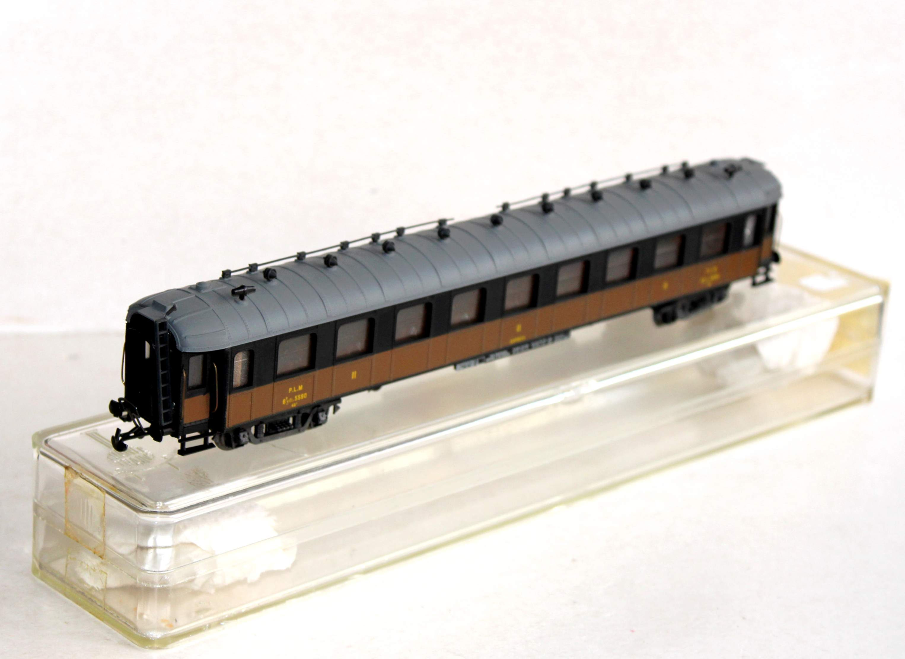 FRANCE TRAINS HO 252, 1532 VOITURE VOYAGEUR 2e Cl. COMPARTIMENT OCEM PLM AMENAGÉ