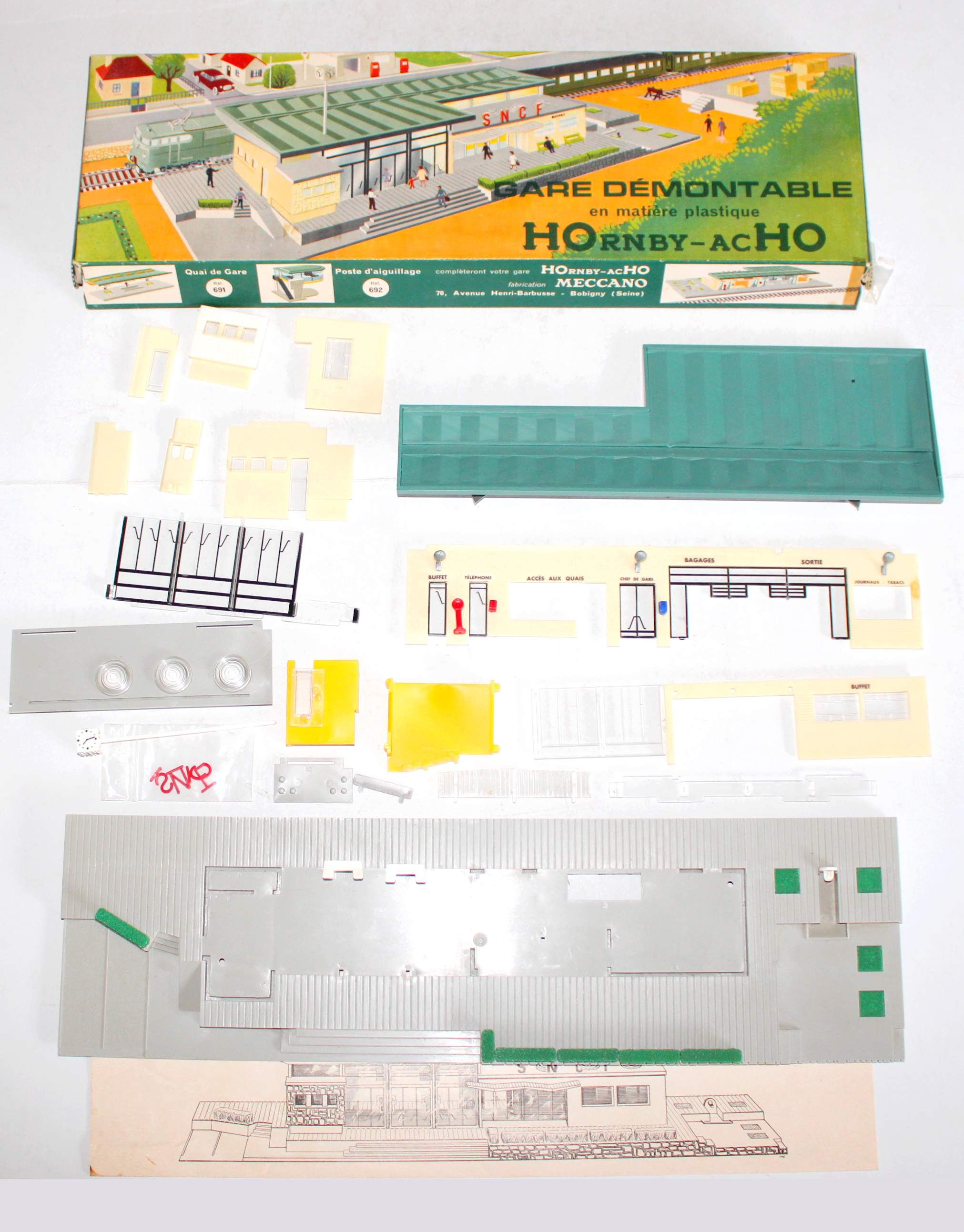 HORNBY HO 690 MAQUETTE GRANDE GARE DEMONTABLE, ARRET STATION QUAI, DIORAMA TRAIN