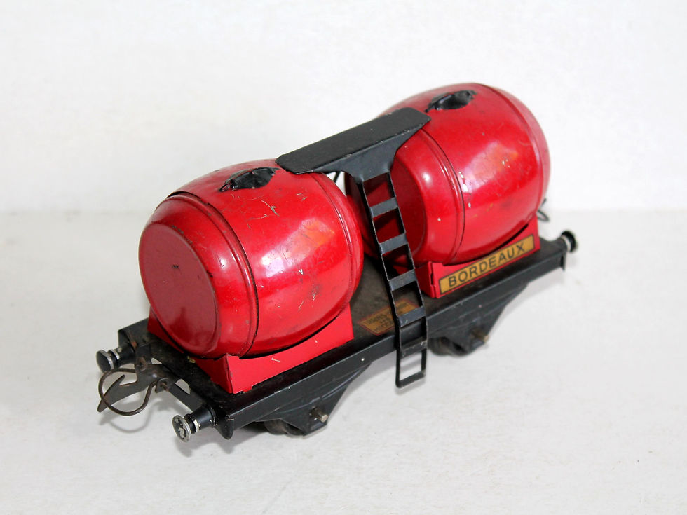 HORNBY O / 0, 1/48 WAGON CITERNE BI-FOUDRE, TONNEAU TRANSPORT VIN BORDEAUX TRAIN