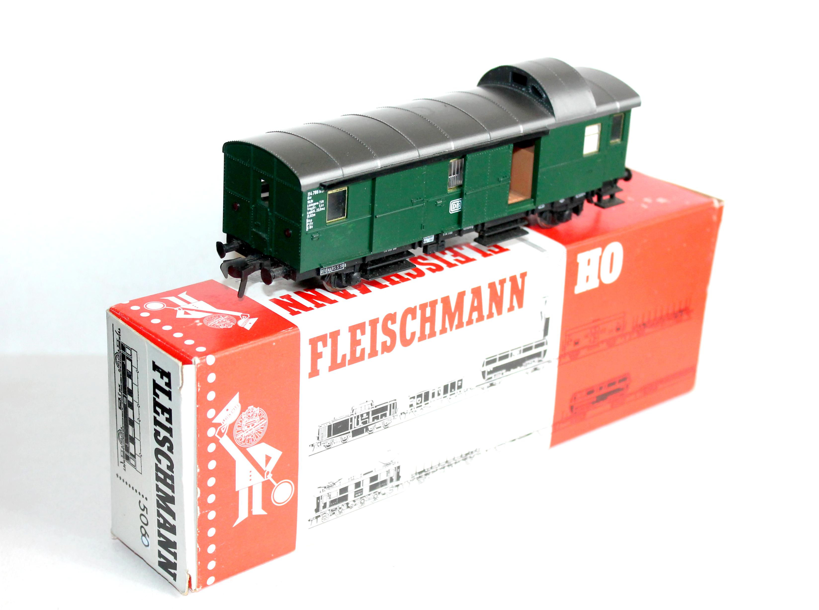 FLEISCHMANN HO 1556 5060 WAGON BOITE TONNERRE FOURGON MARCHANDISE, ECLAIRAGE FEU