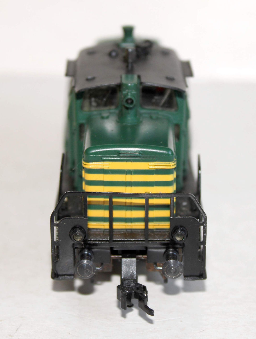 Miniatura: FLEISCHMANN 4226 LOCOMOTIVE DIESEL HYDRAULIQUE, LOCOTRACTEUR DB MOTEUR + FEUX OK