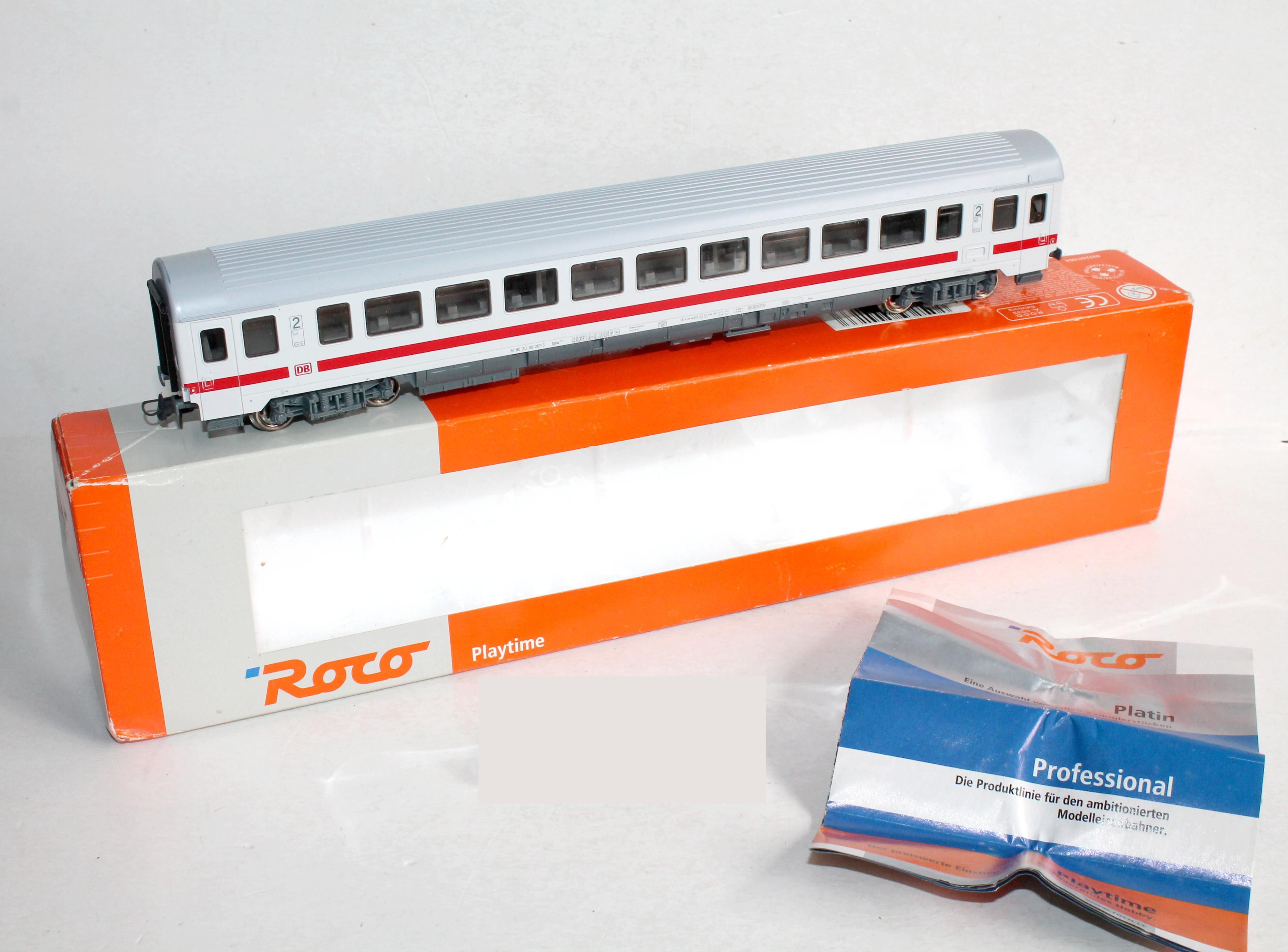 ROCO HO 54413 VOITURE VOYAGEUR PASSAGER, 2eme CLASSE, DB 61 80 20-90 067-5, NEUF