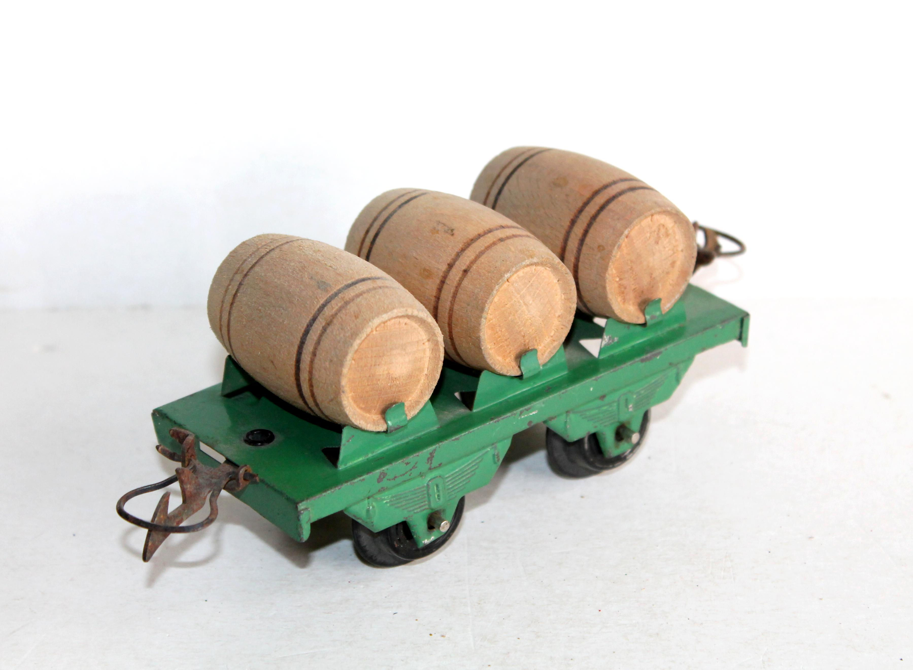 HORNBY O / 0, 1/48, WAGON PLAT PORTE TONNEAUX EN BOIS, TRANSPORT BARREL, TRAIN