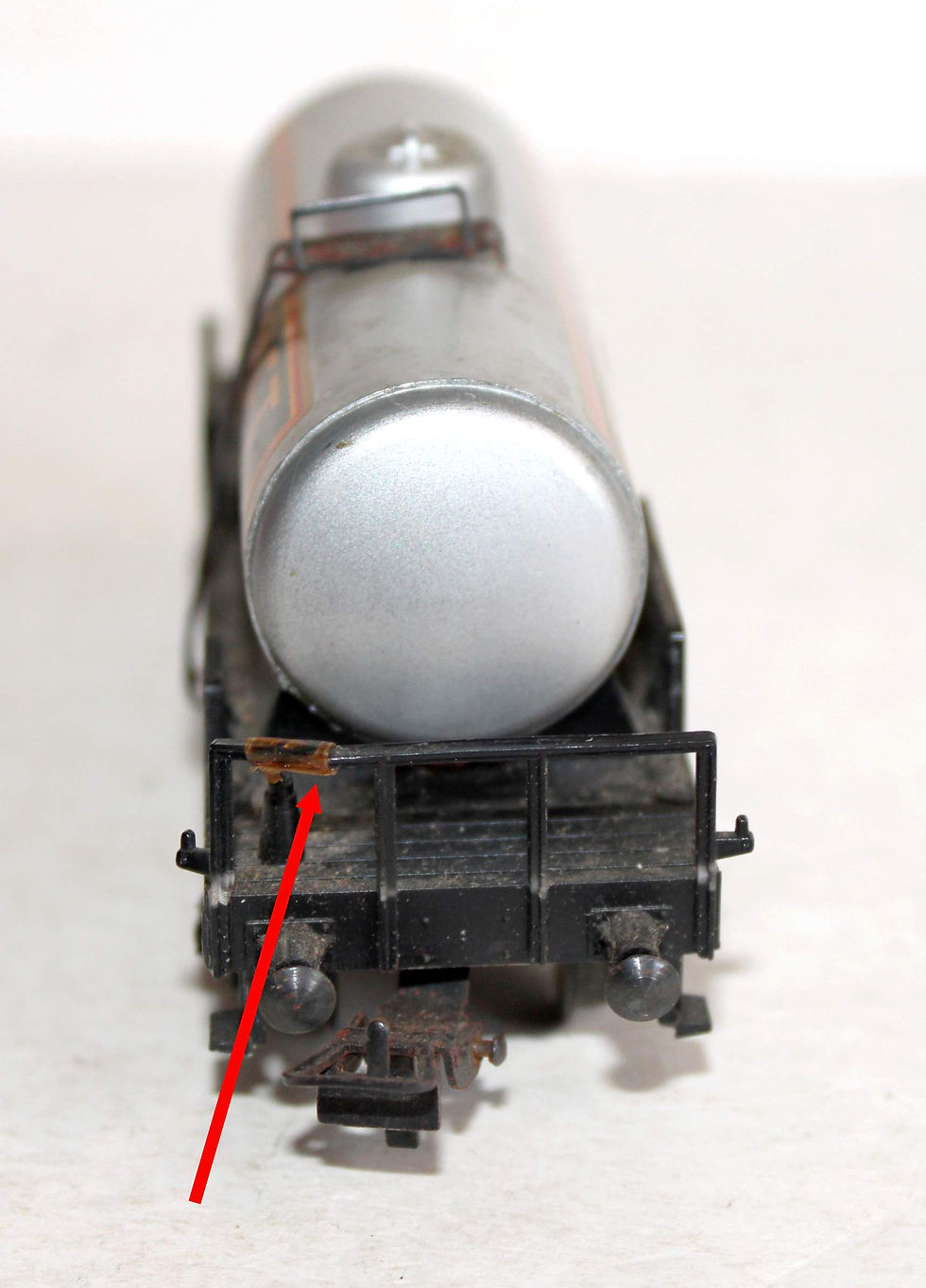 Thumbnail: RARE! SMCF HO WAGON CITERNE DUBONNET, RESERVOIR TRANSPORT PRODUIT PETROLIER SNCF