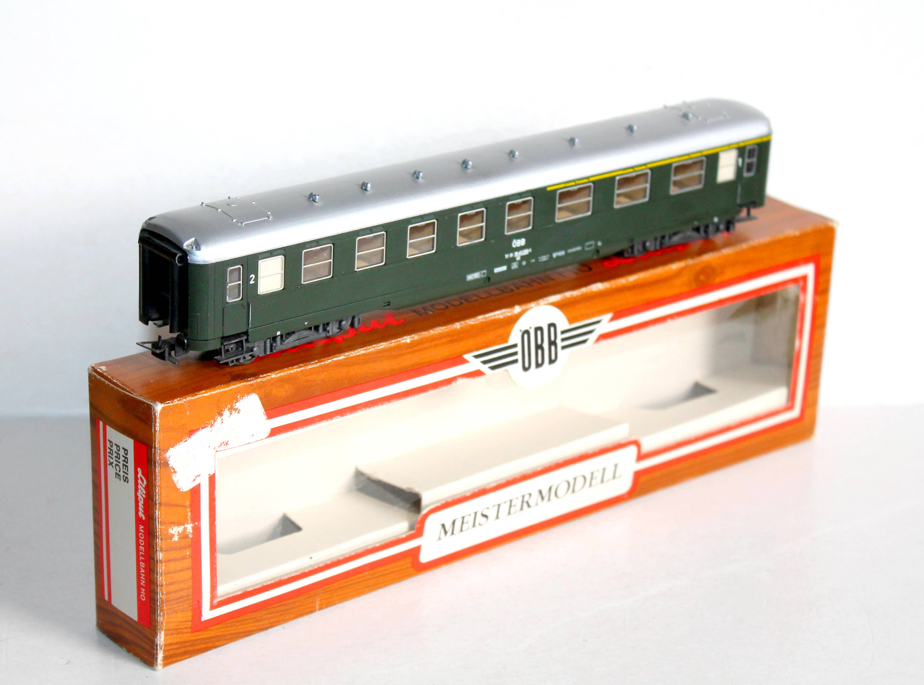 LILIPUT HO 832 10 VOITURE VOYAGEUR GRANDE LIGNE MIXTE 1e + 2e CLASSE OBB AMENAGÉ