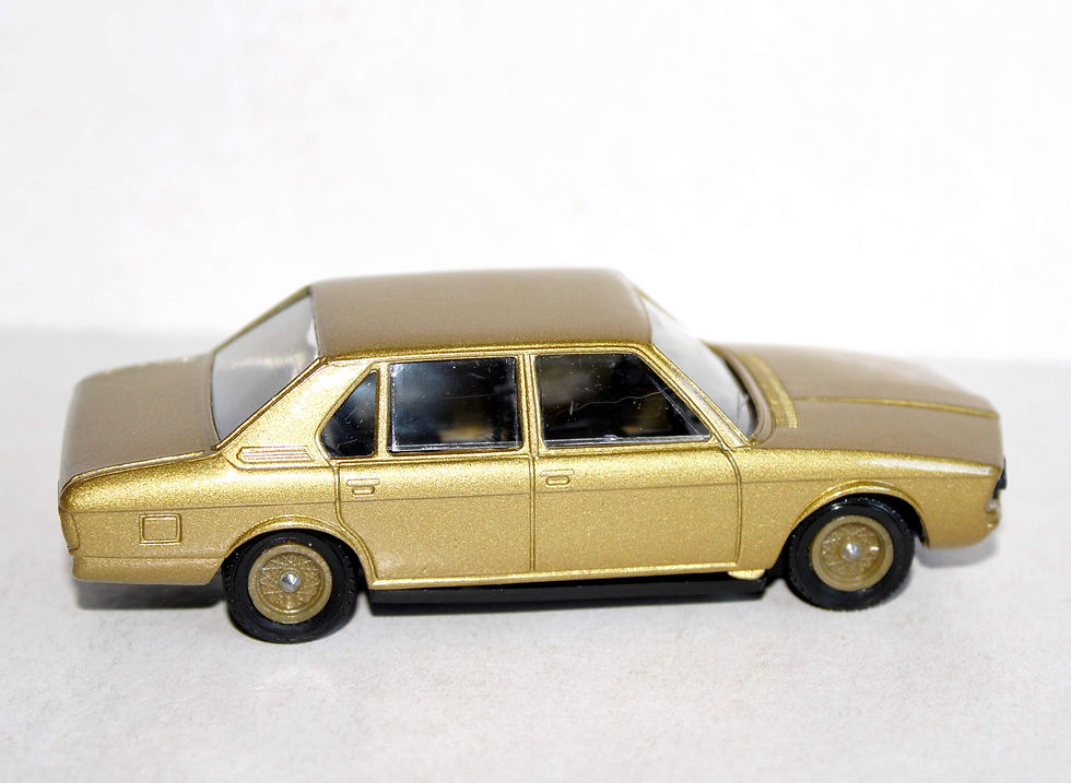 Miniatyrbild: SOLIDO 1/43 N°1217 BMW 530 VOITURE DORÉ AUTOMOBILE MINIATURE REPLIQUE