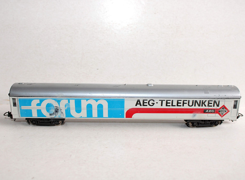 Thumbnail: LIMA HO 30 9221 VOITURE FORUM AEG TELEFUNKEN LONG WAGON PUBLICITAIRE 26,5cm SNCF