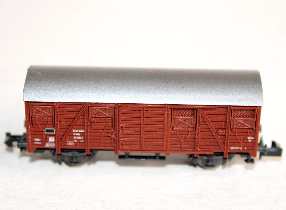 섬네일: ROCO N 1/160 2329 A WAGON COUVERT BETAILLERE TRANSPORT BETAIL BOVIN BESTIAU SNCF