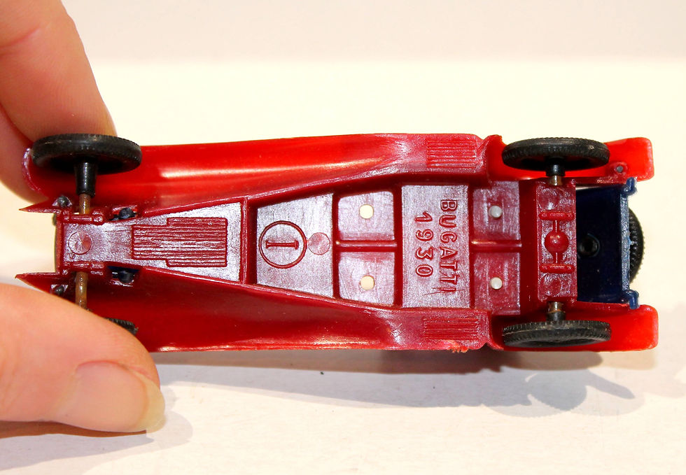 Miniatura: BUGATTI 1930 - HUILOR DEL - 1/43 - RARE VOITURE MINIATURE - MADE IN FRANCE