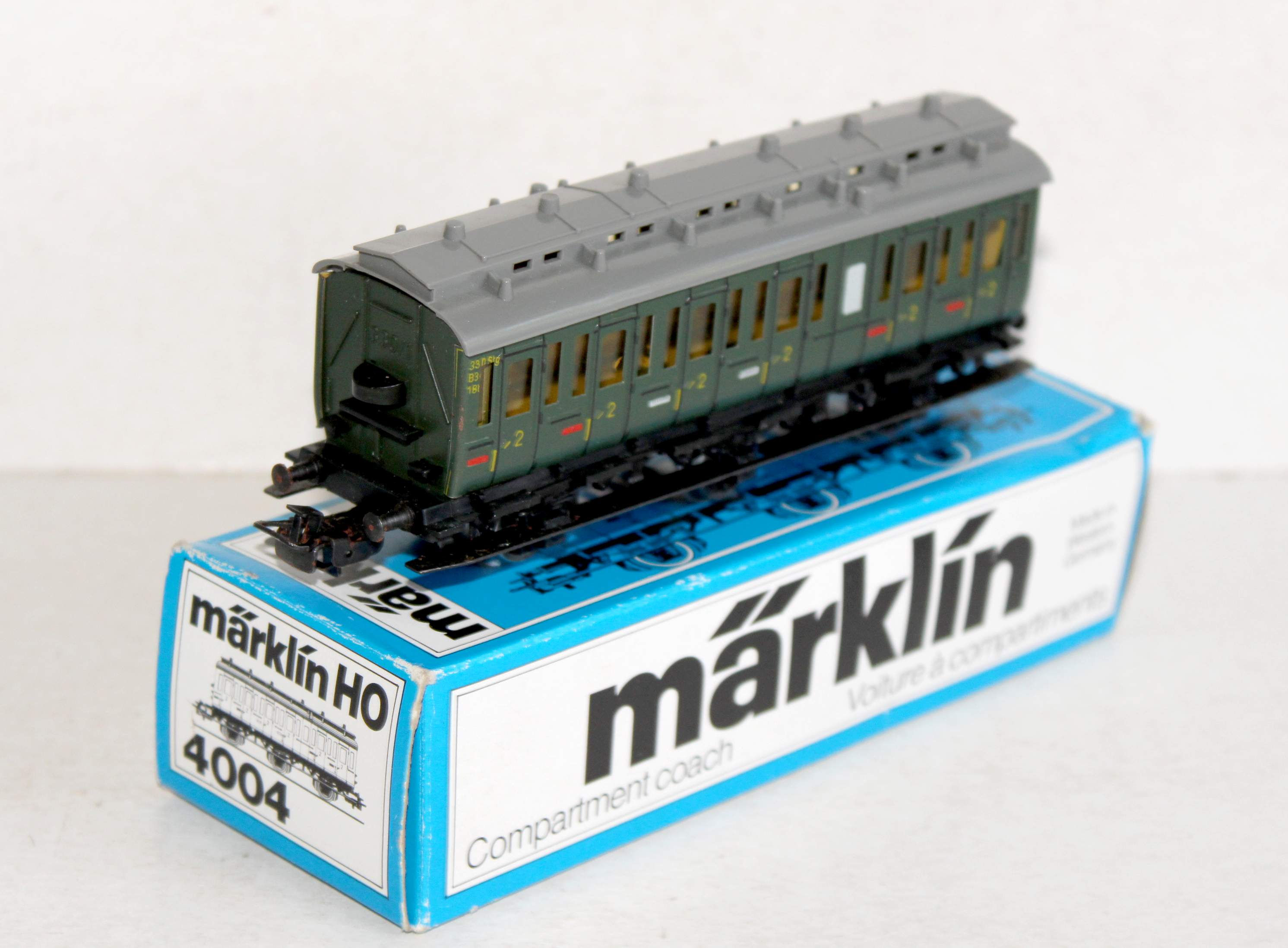 MARKLIN HO 4004 WAGON A COMPARTIMENT, VOITURE VOYAGEUR PRUSSIEN 2e CLASSE, 330/1